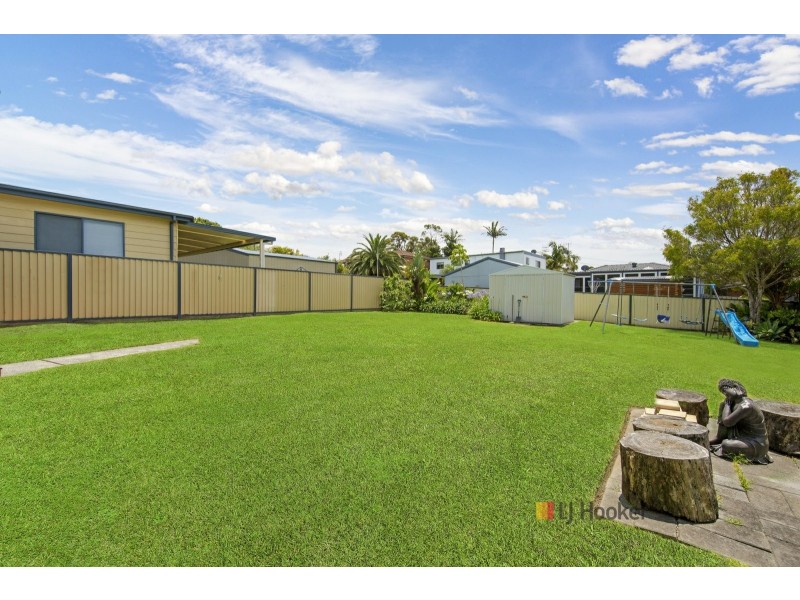 3 Essex Street, Gorokan NSW 2263