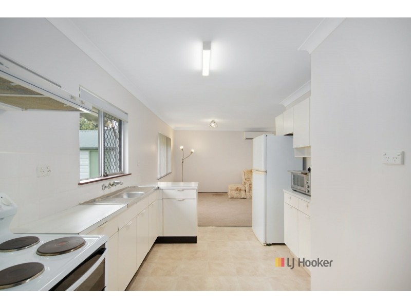 30 Maxwell Avenue, Gorokan NSW 2263