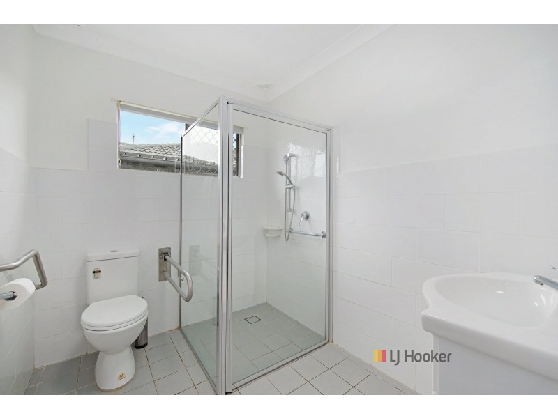 30 Maxwell Avenue, Gorokan NSW 2263