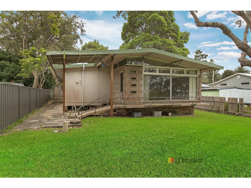 138 Anita Avenue, Lake Munmorah NSW 2259