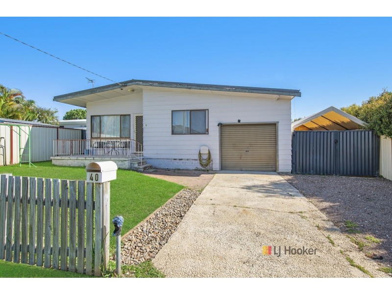 40 Melrose Avenue, Gorokan NSW 2263