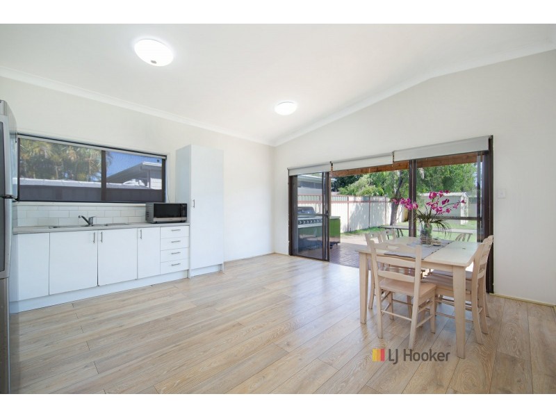 40 Melrose Avenue, Gorokan NSW 2263