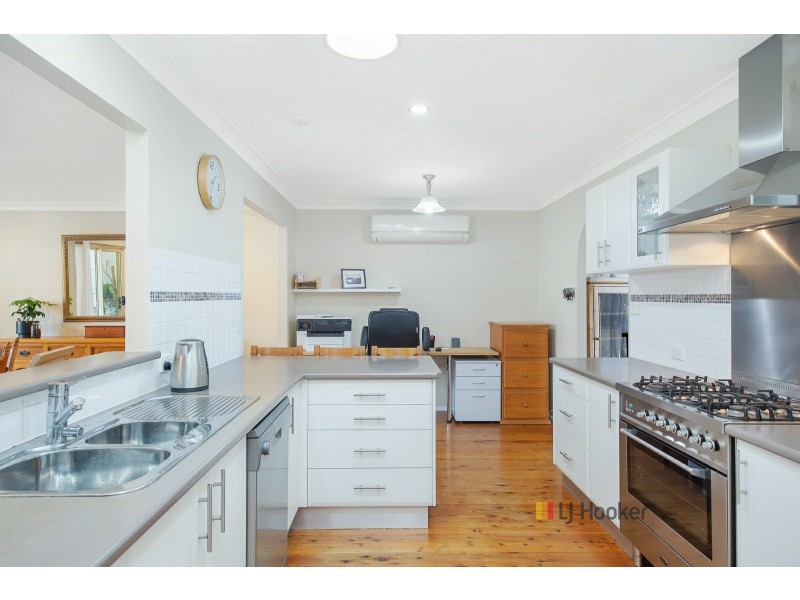 60 Ocean View Road, Gorokan NSW 2263