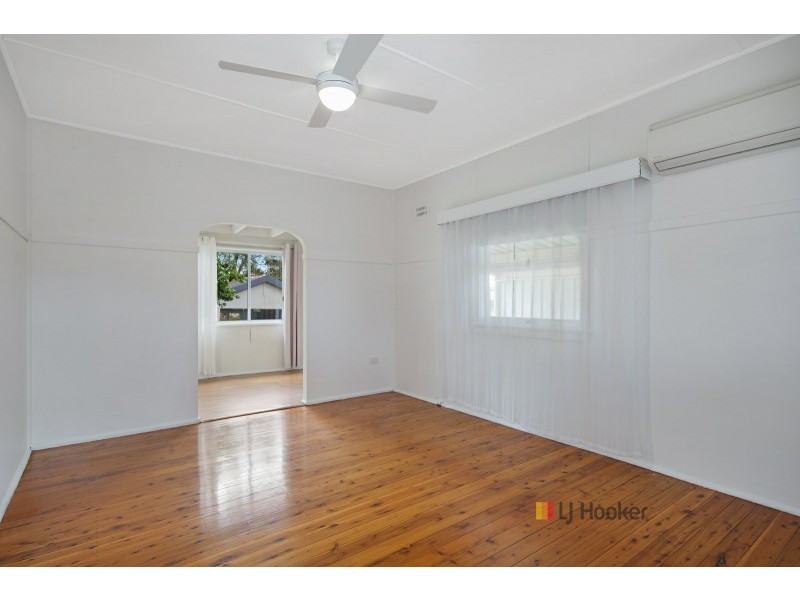 9 Joy Street, Gorokan NSW 2263