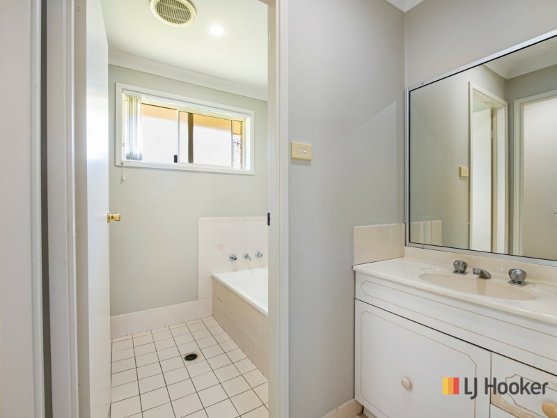 11 Darlingup Road, Wyee NSW 2259