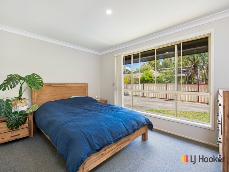 11 Darlingup Road, Wyee NSW 2259