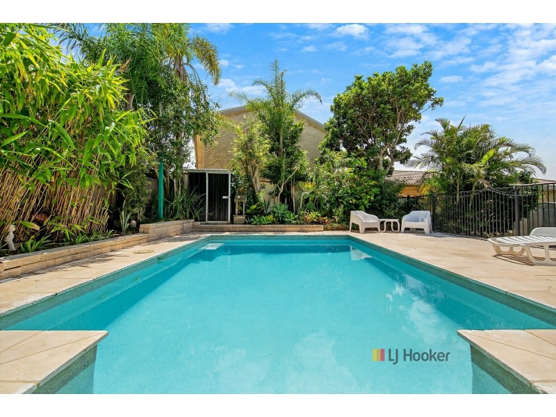 11 Joy Street, Gorokan NSW 2263