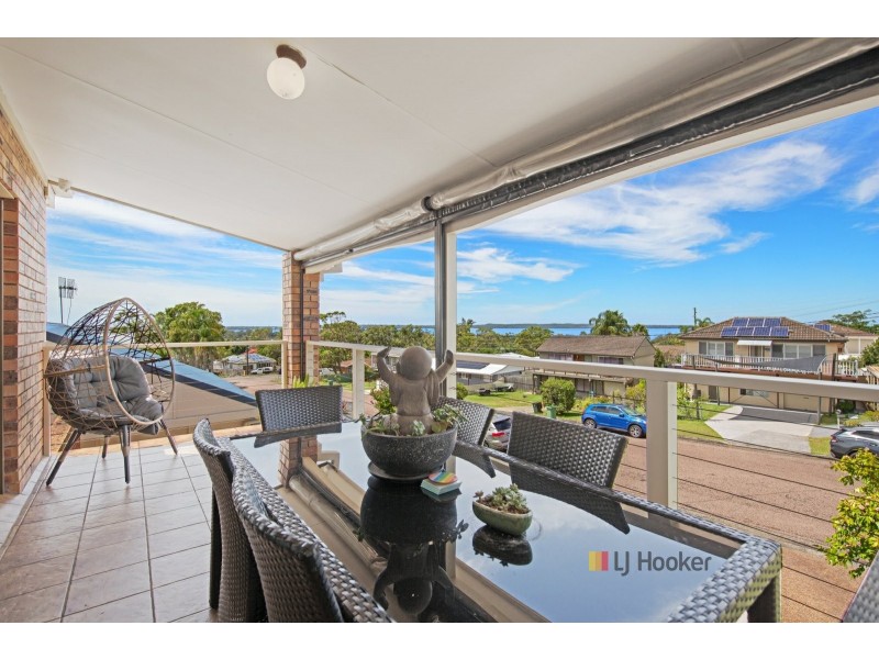 11 Joy Street, Gorokan NSW 2263