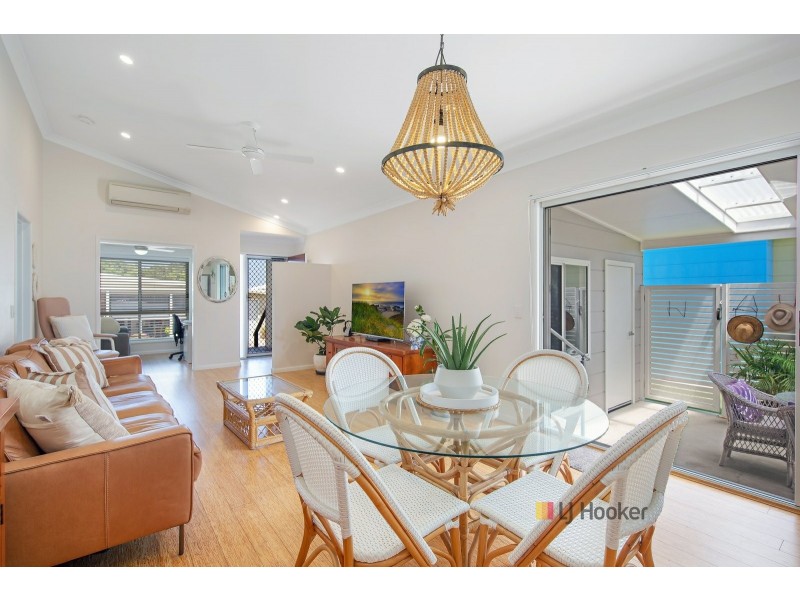 386/25 Mulloway Road, Chain Valley Bay NSW 2259