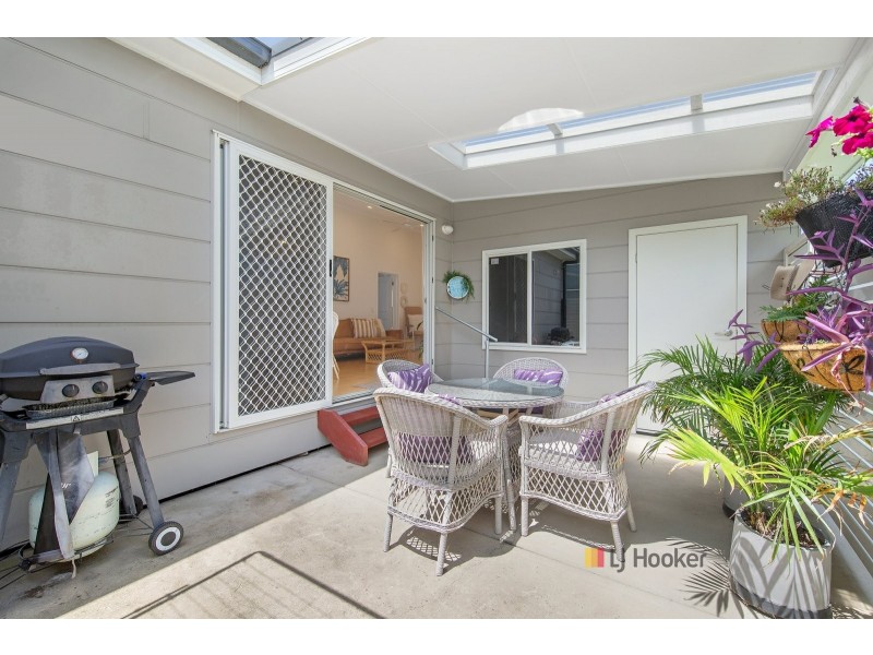 386/25 Mulloway Road, Chain Valley Bay NSW 2259