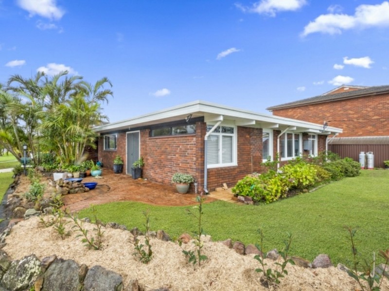 26 Moss Avenue, Toukley NSW 2263
