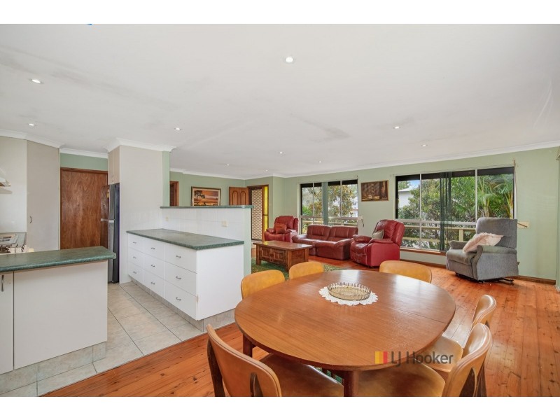 134 Sunrise Avenue, Halekulani NSW 2262