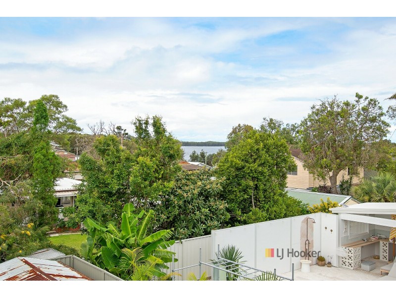 15 Boronia Road, Lake Munmorah NSW 2259