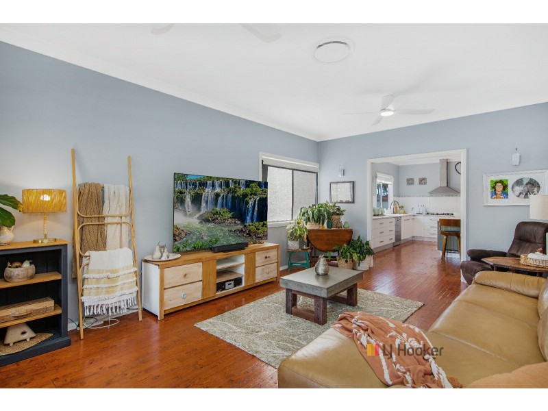 3 Hammond Road, Toukley NSW 2263