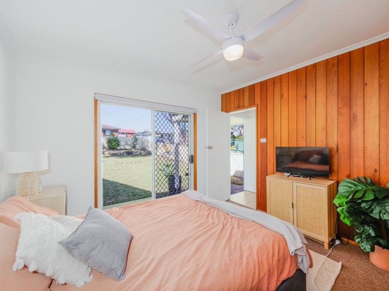 14 & 14a Coonanga Avenue, Budgewoi NSW 2262