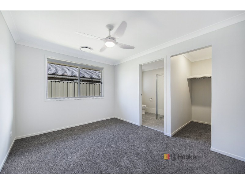 31 Caspian Circuit, Woongarrah NSW 2259