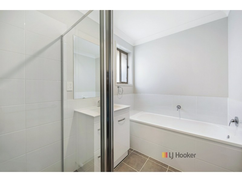 31 Caspian Circuit, Woongarrah NSW 2259