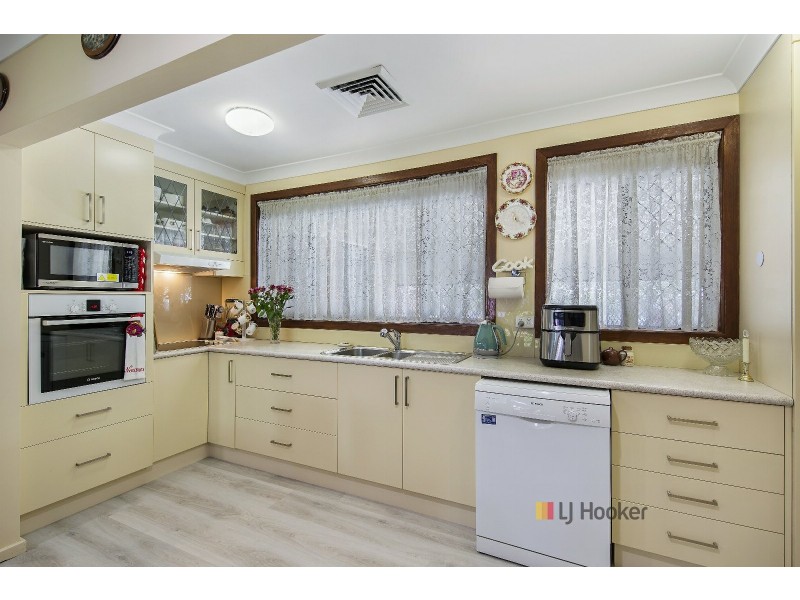 28 Northcott Avenue, Watanobbi NSW 2259