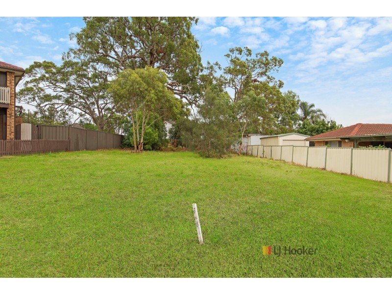 7 Yeramba Road, Summerland Point NSW 2259