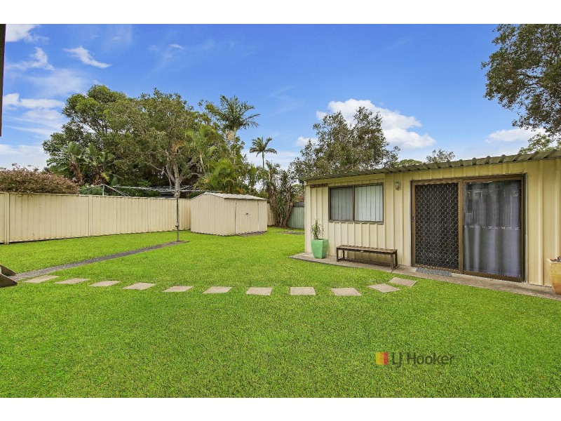 51 Delia Avenue, Budgewoi NSW 2262