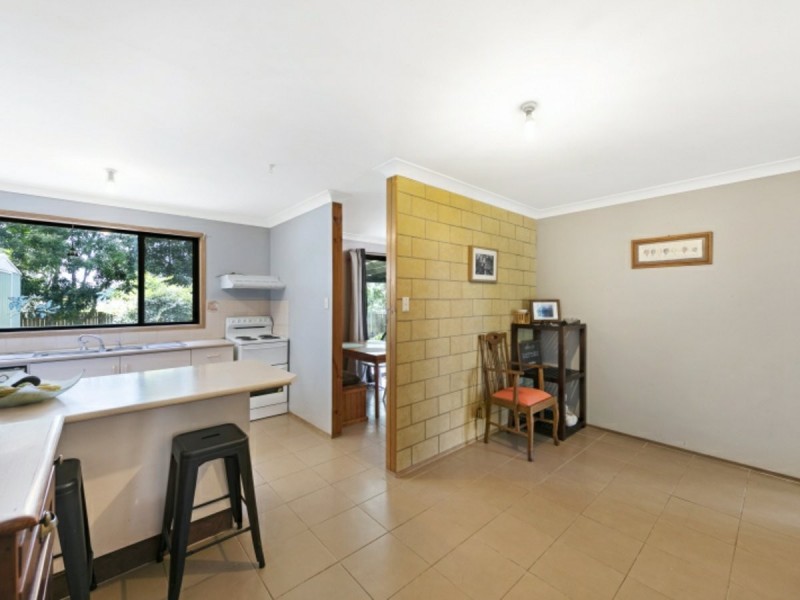10 Parton Close, Buff Point NSW 2262