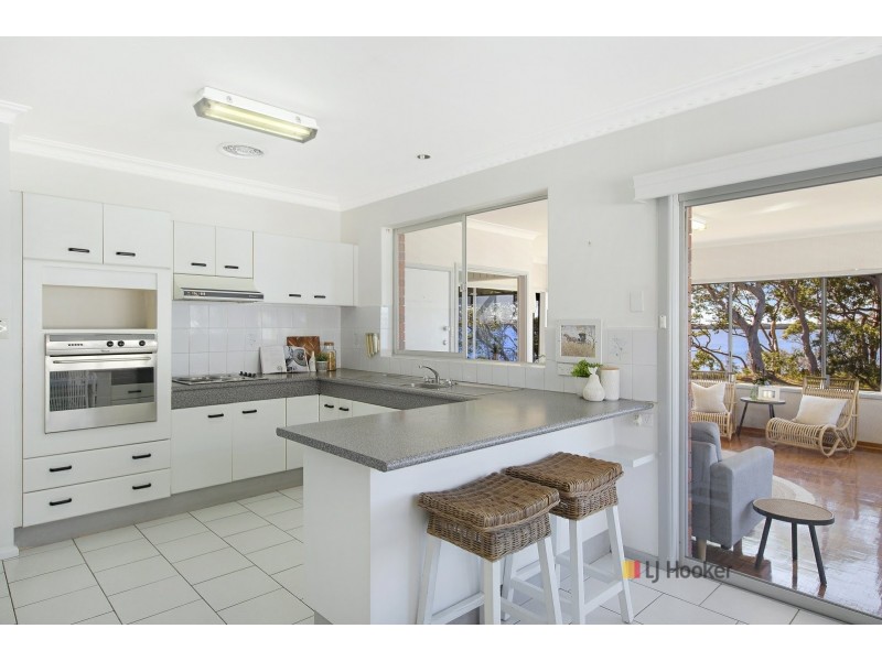 169 Sunrise Avenue, Halekulani NSW 2262