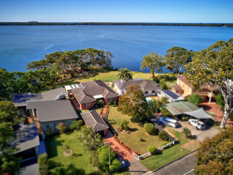 169 Sunrise Avenue, Halekulani NSW 2262