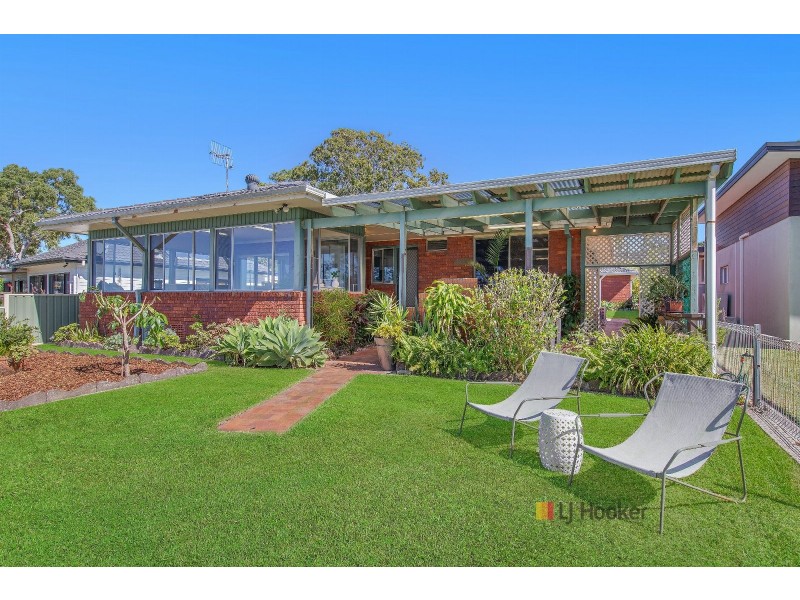 169 Sunrise Avenue, Halekulani NSW 2262