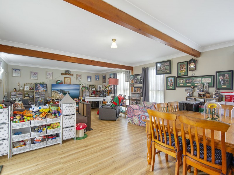 26 McKellar Boulevard, Blue Haven NSW 2262