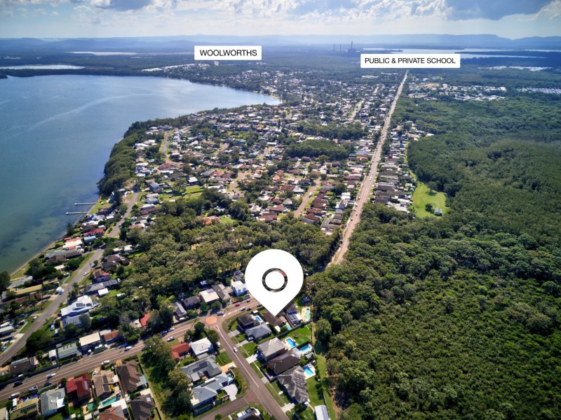 25 Elizabeth Bay Drive, Lake Munmorah NSW 2259