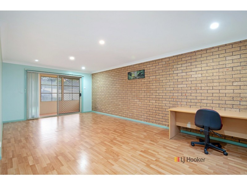 2 Derwent Drive, Lake Haven NSW 2263