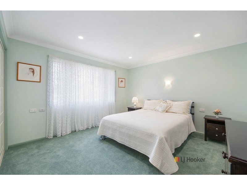 2 Derwent Drive, Lake Haven NSW 2263