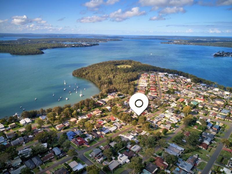 9 Lake Street, Wyee Point NSW 2259