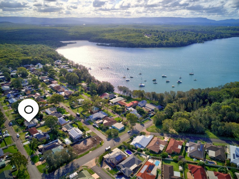 9 Lake Street, Wyee Point NSW 2259