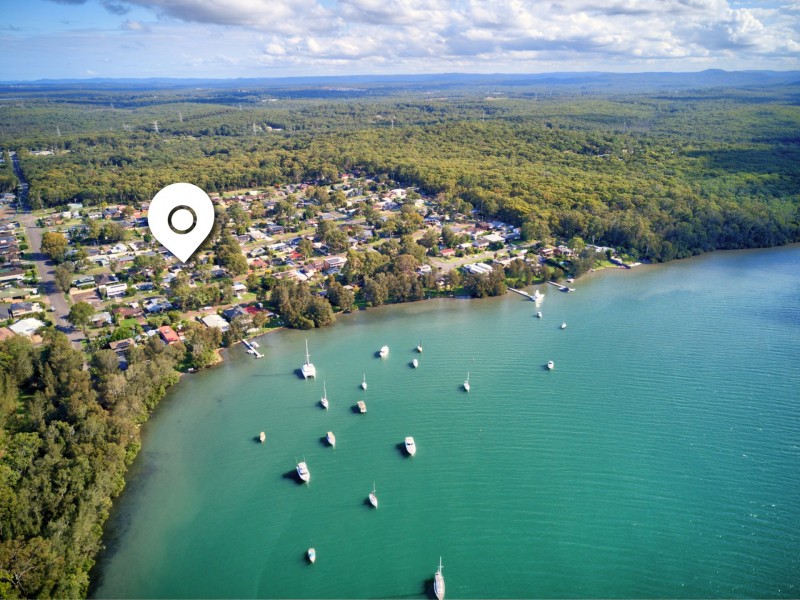 9 Lake Street, Wyee Point NSW 2259