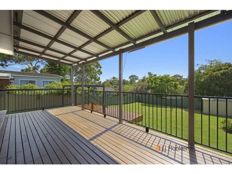 31 Woodlawn Drive, Budgewoi NSW 2262
