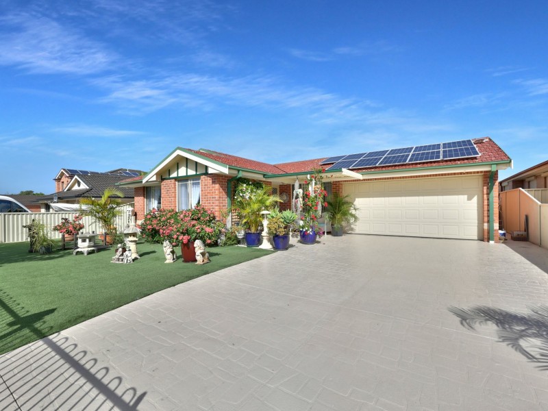 8 Harry Close, Blue Haven NSW 2262