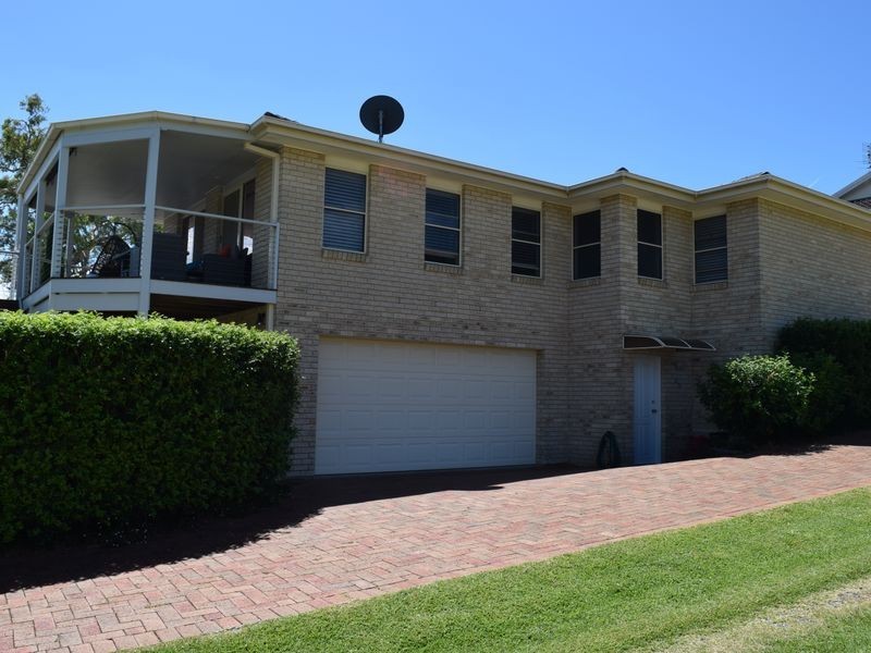 38B Gordon Avenue, Summerland Point NSW 2259