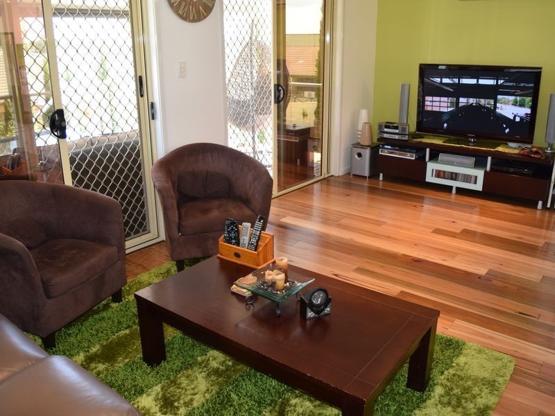 38B Gordon Avenue, Summerland Point NSW 2259