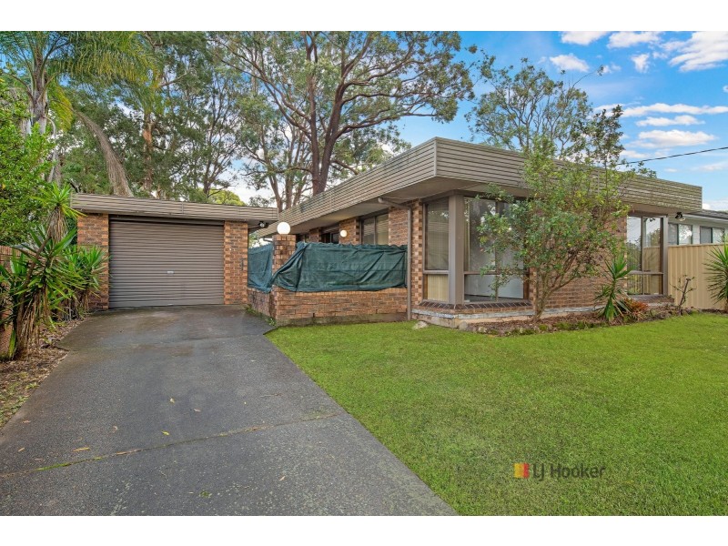 10 McCrea Boulevard, San Remo NSW 2262