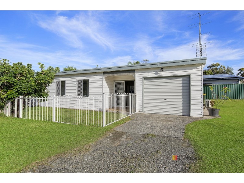27 Delia Avenue, Budgewoi NSW 2262