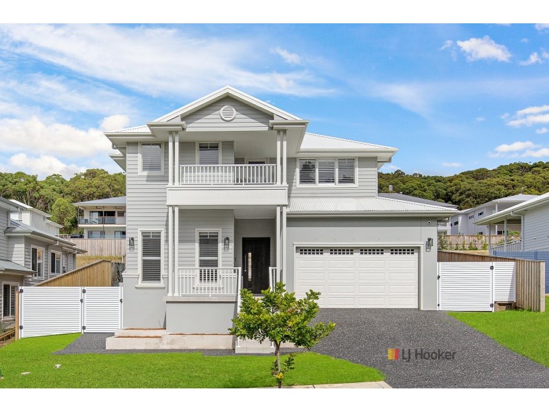 32 Raywood Circuit, Catherine Hill Bay NSW 2281