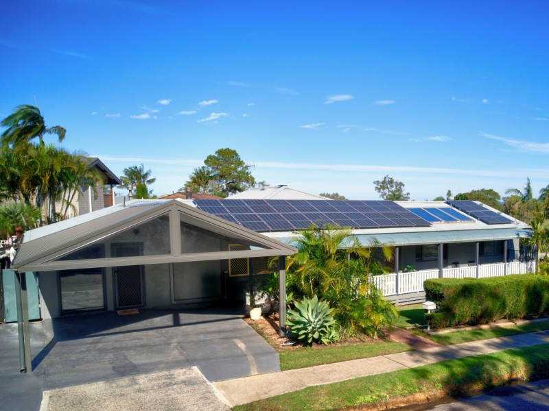 6 Acacia Avenue, Lake Munmorah NSW 2259