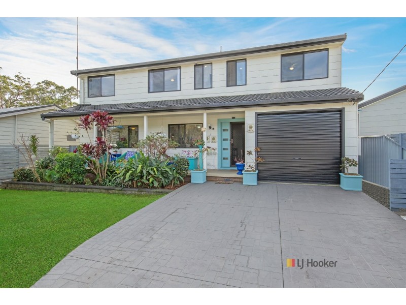 7 Acacia Avenue, Lake Munmorah NSW 2259