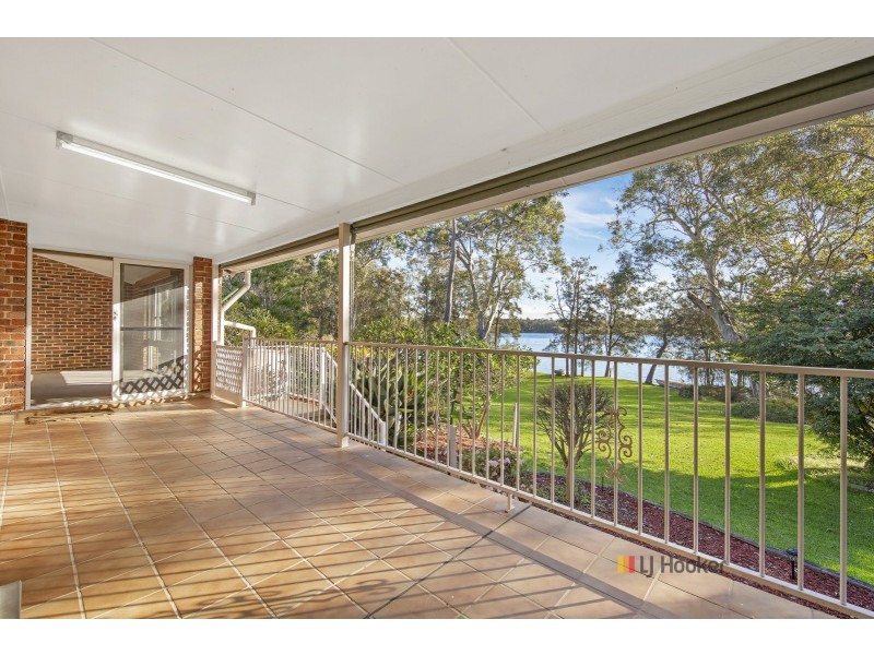 3 Eliot Street, Mannering Park NSW 2259