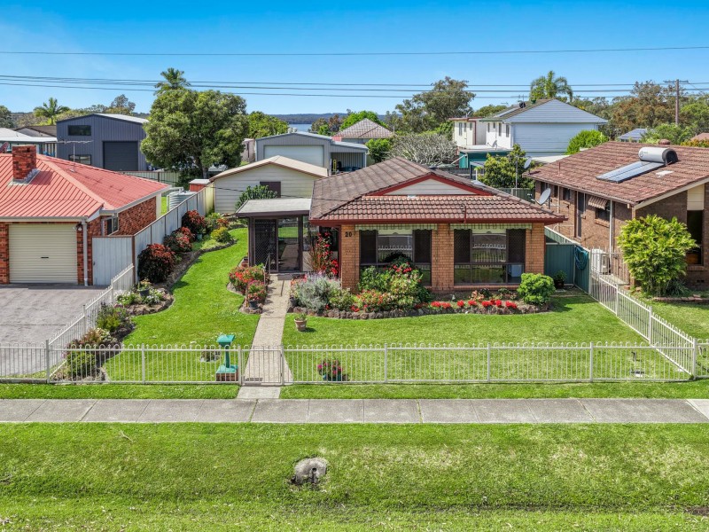 18-20 Vales Road, Mannering Park NSW 2259