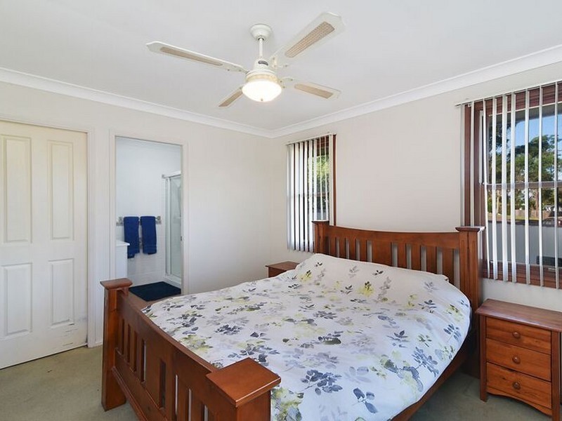 1 Lukela Avenue Halekulani, Budgewoi NSW 2262