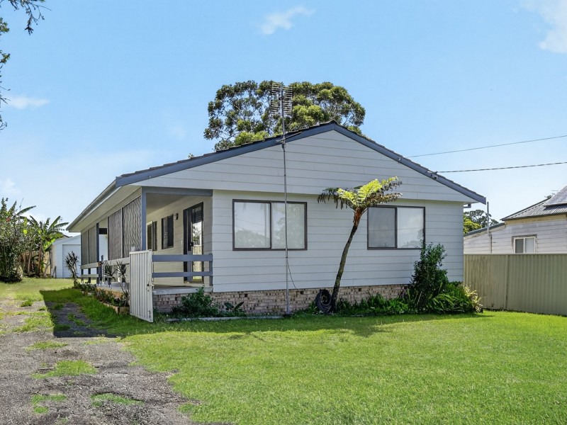 5 Oak Road, Charmhaven NSW 2263
