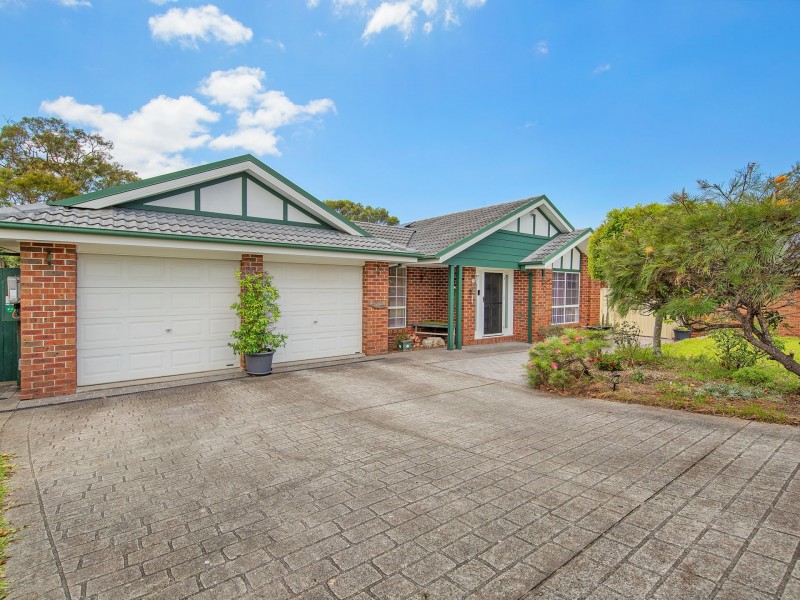 17 Plane Tree Circuit, Woongarrah NSW 2259