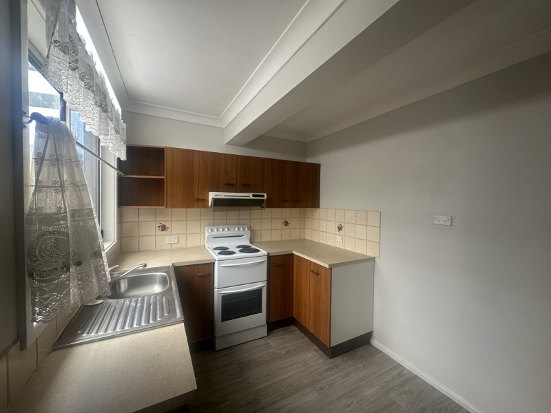 2/18 Liamena Avenue, San Remo NSW 2262